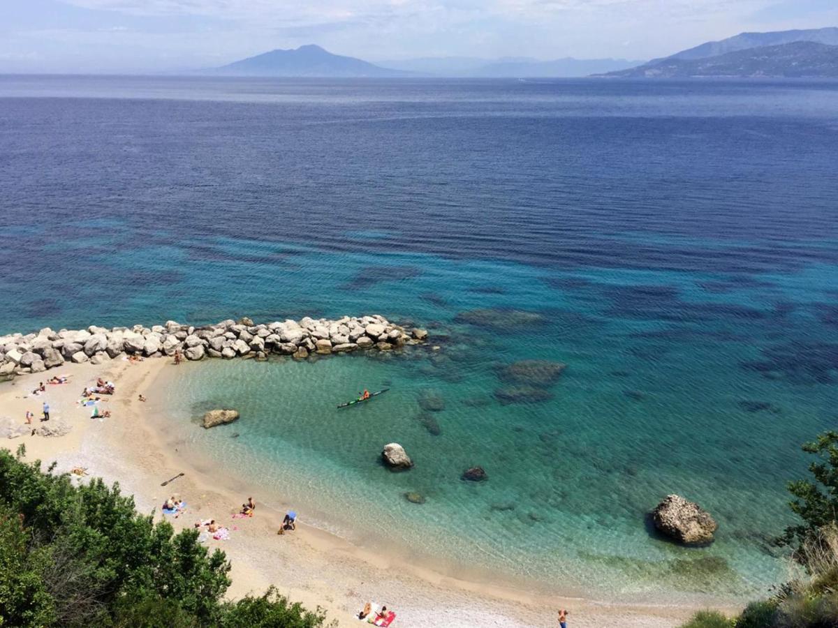 Apartment Casa Di Charme Panoramica A Sulla Spiaggia. Capri